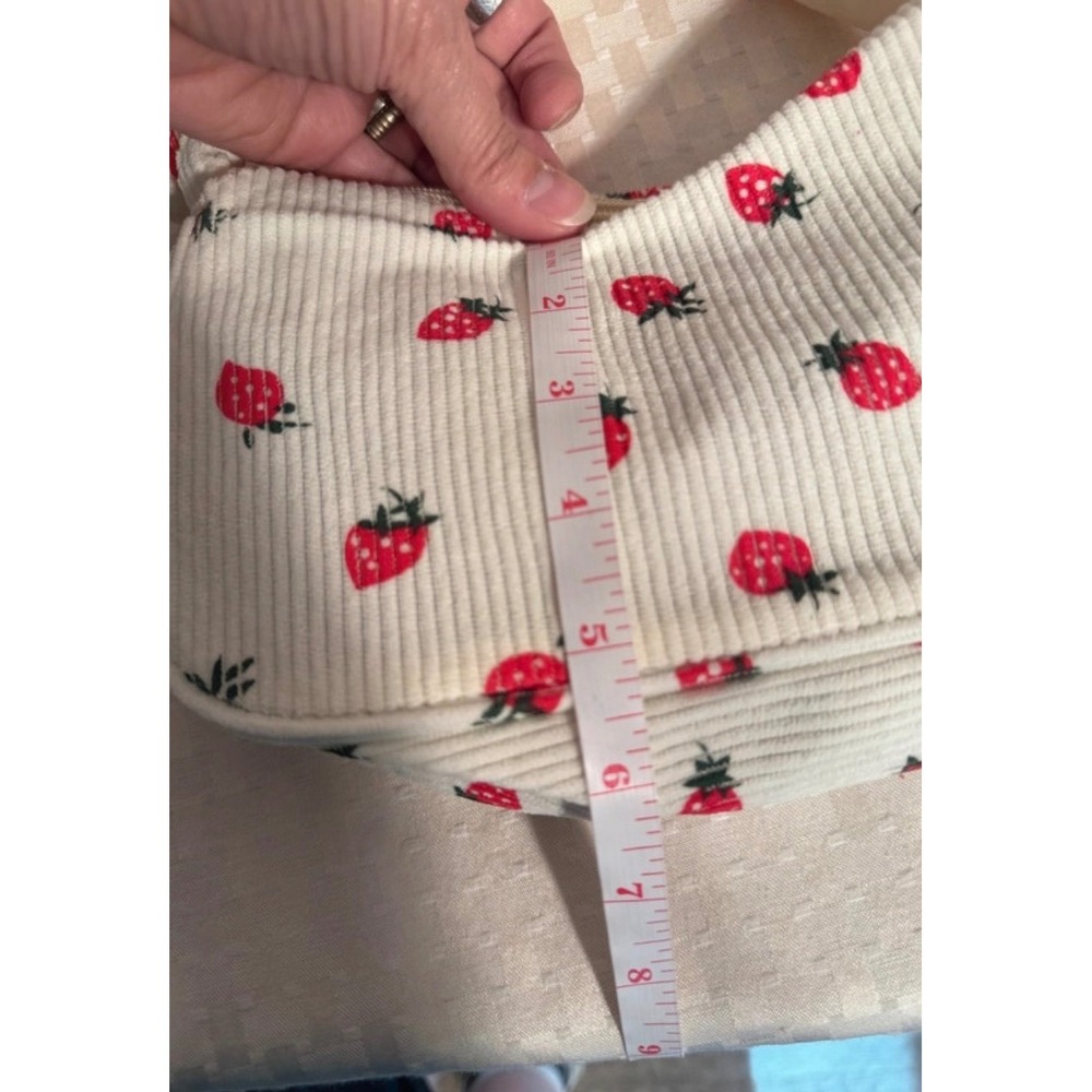 Strawberry Print Corduroy Shoulder Bag Cream Ruched Handle Bag Mini - Picture 6 of 6